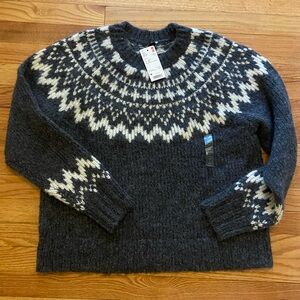 Uniqlo Women’s Gray and White Fair isle Nordic Sweater M NWT